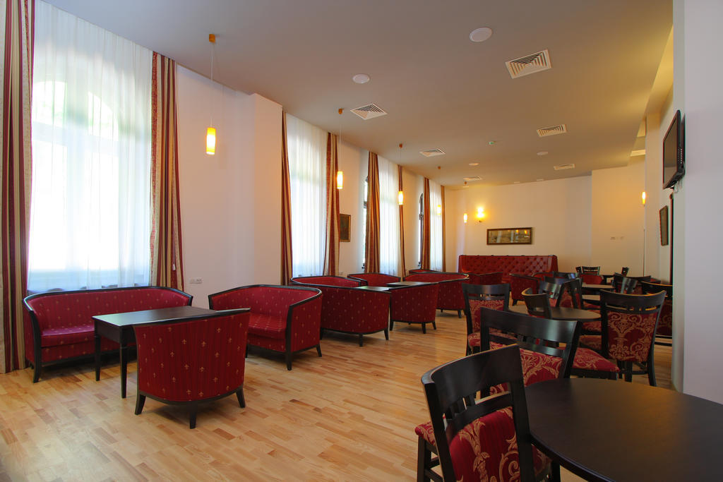 Hotel Palace Băile Govora